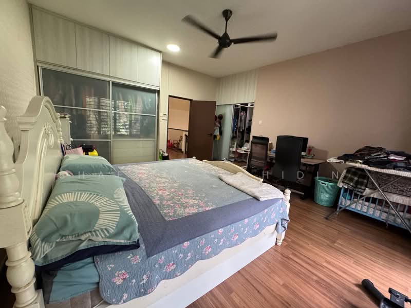 2-storey Terraced House for Sale in Denai Alam (Shah Alam) - Shafika Shahidin - Bedroom - PropertyGuru.com.my