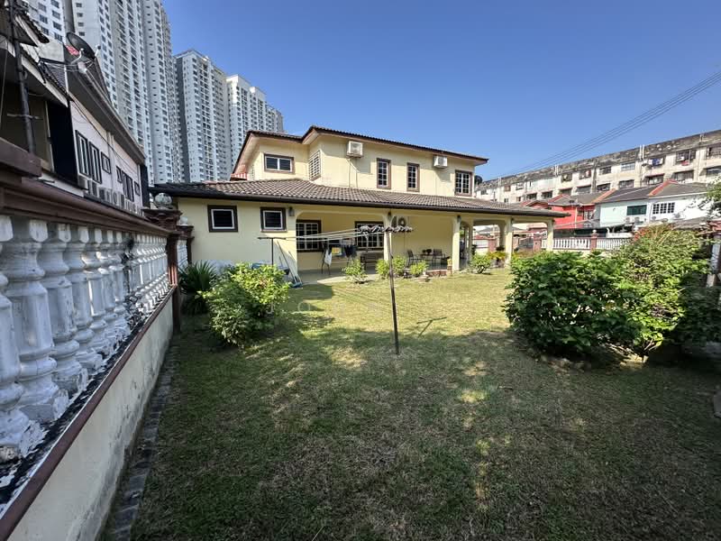 Rumah Teres 2 Tingkat untuk Dijual di Medan Batu Caves (Batu Caves) - John . - PropertyGuru.com.my