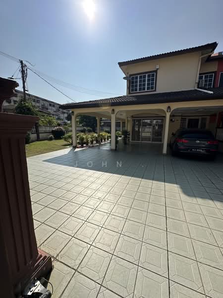 Rumah Teres 2 Tingkat untuk Dijual di Medan Batu Caves (Batu Caves) - John . - PropertyGuru.com.my