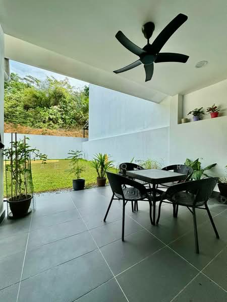 Rumah Berkembar untuk Dijual di Dengkil (Selangor) - Abdul Qadir - Exterior - PropertyGuru.com.my