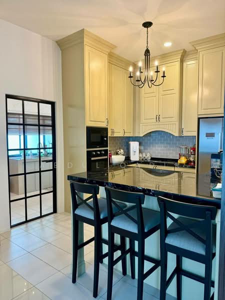 Rumah Berkembar untuk Dijual di Dengkil (Selangor) - Abdul Qadir - Kitchen - PropertyGuru.com.my