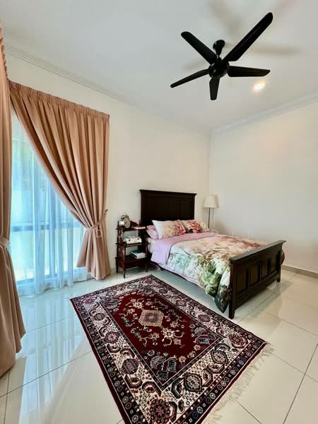 Rumah Berkembar untuk Dijual di Dengkil (Selangor) - Abdul Qadir - Bedroom - PropertyGuru.com.my