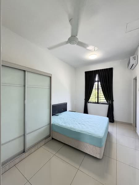 Rumah Teres 2 Tingkat untuk Disewa di Mutiara Rini (Skudai) - Pauline Goh - Bedroom - PropertyGuru.com.my