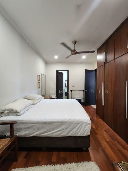 2-storey Terraced House for Sale in Bukit Jelutong (Shah Alam) - Mohammad Din Majid - PropertyGuru.com.my