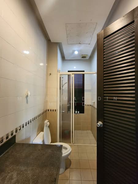 2-storey Terraced House for Sale in Bukit Jelutong (Shah Alam) - Mohammad Din Majid - PropertyGuru.com.my