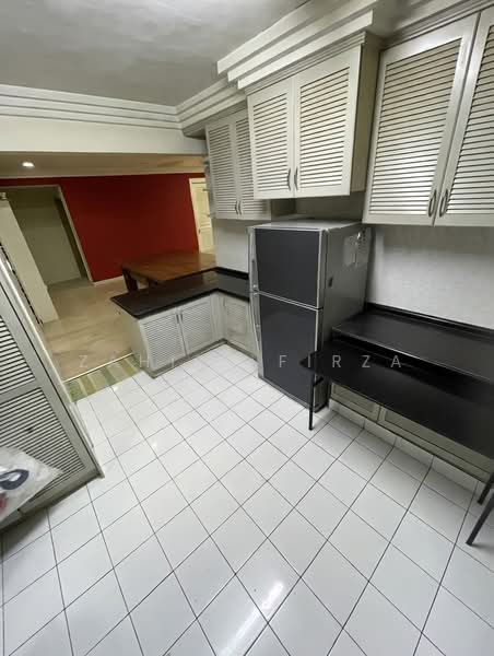Condominium for Sale at Fraser Towers - Zahier Firza - Kitchen - PropertyGuru.com.my