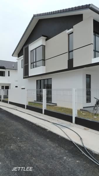 2-storey Terraced House for Sale in Bandar Bukit Raja (Klang) - Tom Lee - Exterior - PropertyGuru.com.my