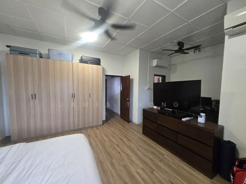 Salak South untuk Untuk Dijual - RM 2,000,000, Apr 2026 - Bedroom - PropertyGuru.com.my