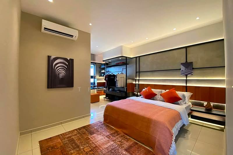 Seremban 2 Storey Show House Corner / End Lot Option with Fully Furnished Bandar Enstek Labu Sepang untuk Untuk Dijual - RM 467,000, Apr 2026 - Bedroom - PropertyGuru.com.my