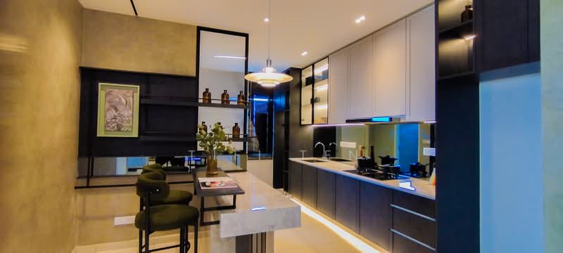 Seremban 2 Storey Show House Corner / End Lot Option with Fully Furnished Bandar Enstek Labu Sepang untuk Untuk Dijual - RM 467,000, Apr 2026 - Kitchen - PropertyGuru.com.my