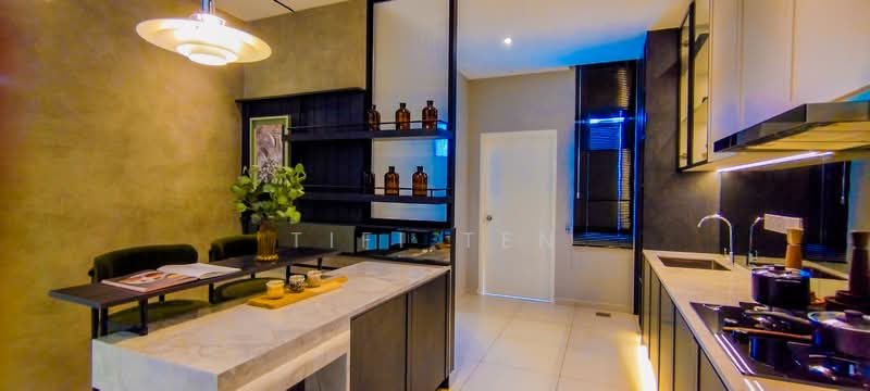 Seremban 2 Storey Show House Corner / End Lot Option with Fully Furnished Bandar Enstek Labu Sepang untuk Untuk Dijual - RM 467,000, Apr 2026 - Kitchen - PropertyGuru.com.my