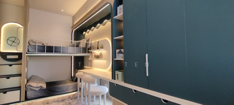 Seremban 2 Storey Show House Corner / End Lot Option with Fully Furnished Bandar Enstek Labu Sepang untuk Untuk Dijual - RM 467,000, Apr 2026 - Bedroom - PropertyGuru.com.my