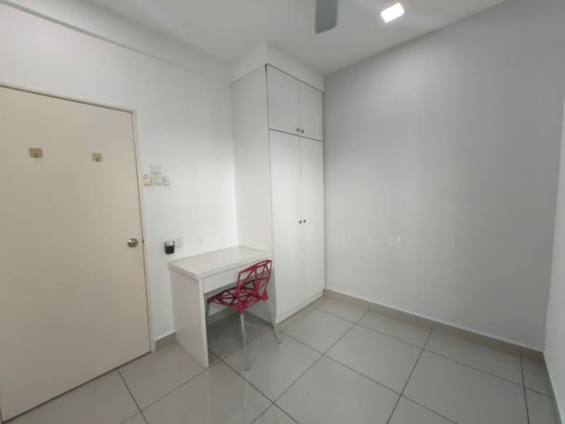 Service Residence for Sale at Larkin Heights - Larissa Sim - Interior - PropertyGuru.com.my