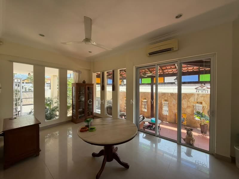 Bungalow for Sale in Pearl Hill (Tanjung Bungah) - Han Chien Yeap - Living Room - PropertyGuru.com.my