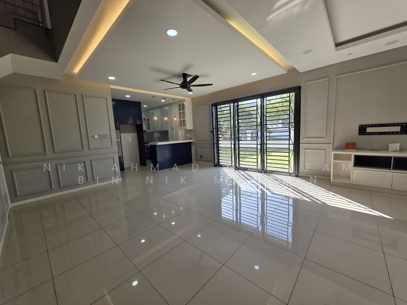 2-storey Terraced House for Rent in U12, Taman Cahaya Alam (Shah Alam) - Nik Ahmad Muazzam Bin Nik Mazlan - Kitchen - PropertyGuru.com.my