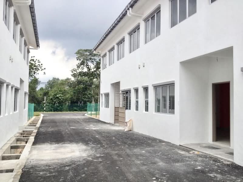 Rumah Teres 2 Tingkat untuk Dijual di Semenyih Parklands (Beranang) - Ahmad Fadlee - PropertyGuru.com.my