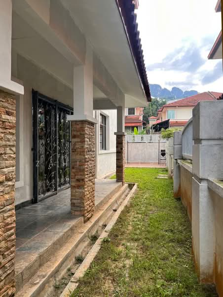 Semi-Detached House for Sale in Ampang (Selangor) - Zahier Firza - Exterior - PropertyGuru.com.my