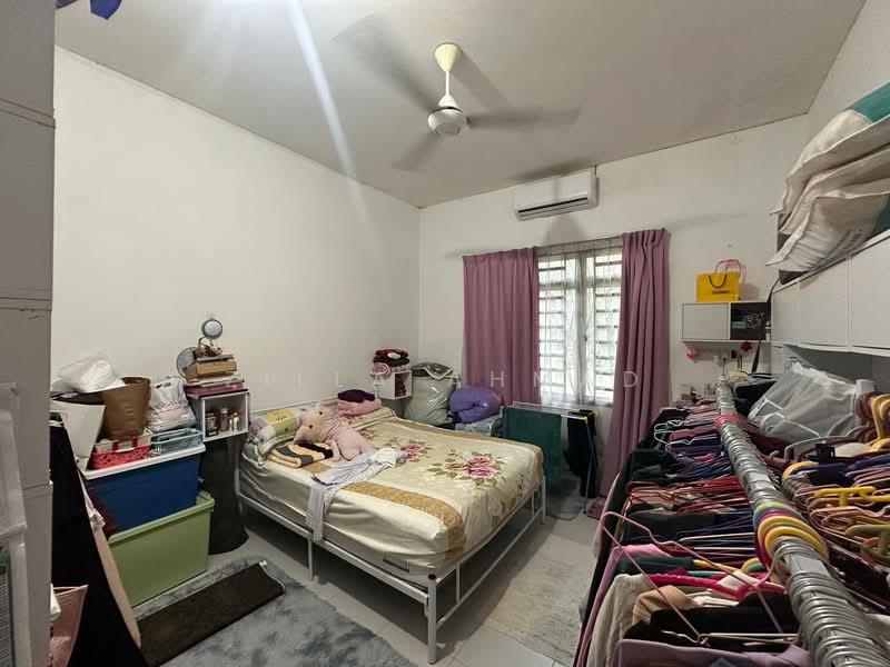 Semi-Detached House for Sale in Taman Indah Puteri (Sepang) - Zilla Ahmad - Bedroom - PropertyGuru.com.my
