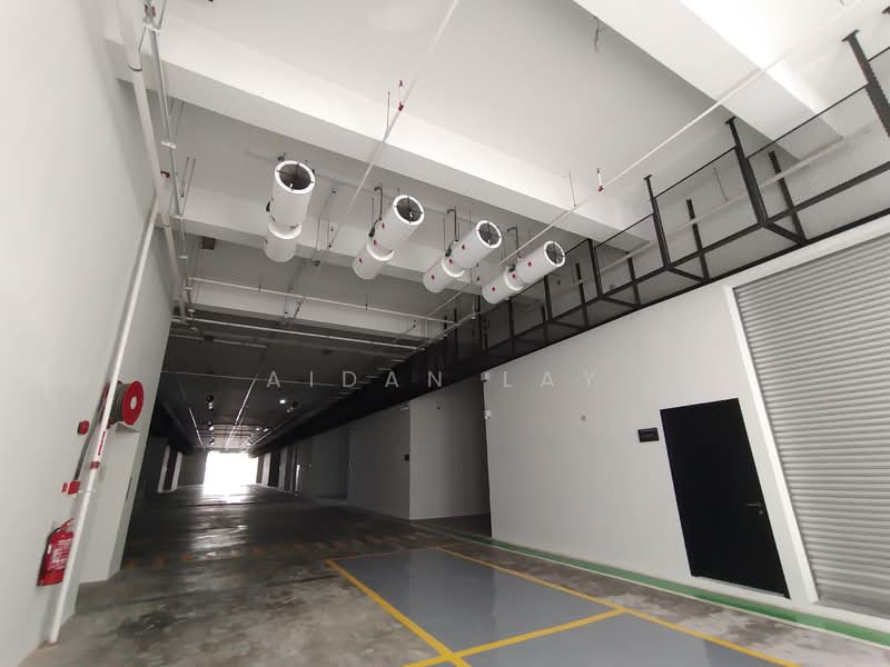 Shop / Office for Sale in Taman Sains Selangor (Kota Damansara) - Aidan Lay - Car Park - PropertyGuru.com.my