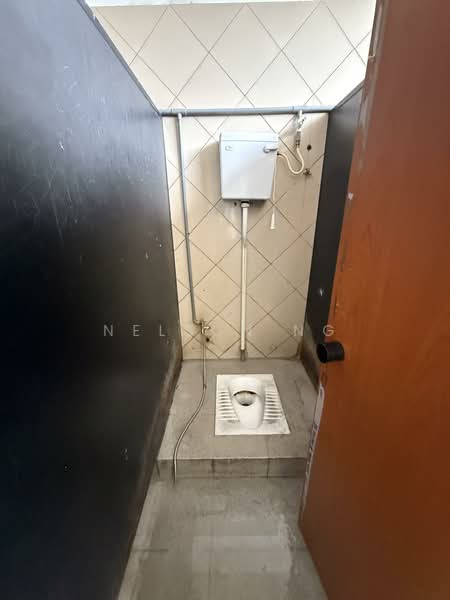 Retail Space for Sale in Bahau (Negeri Sembilan) - Nelson Ng - Bathroom - PropertyGuru.com.my