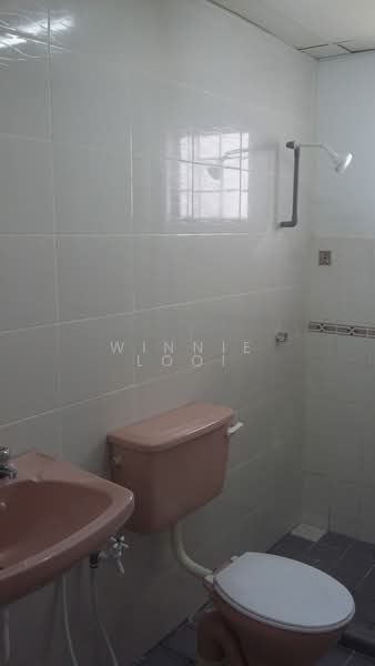 Condominium for Sale at Sri Suajaya Condominium - Winnie Looi - Bathroom - PropertyGuru.com.my