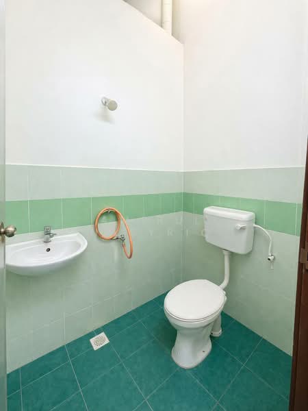 Taman Kembara untuk Untuk Dijual - RM 385,000, Mac 2026 - Bathroom - PropertyGuru.com.my