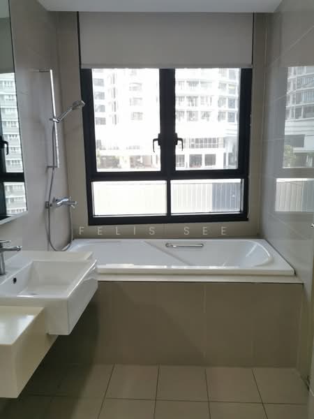 KL Gateway Residences untuk Untuk Disewa - RM 2,600 /bulan, Apr 2026 - Bathroom - PropertyGuru.com.my