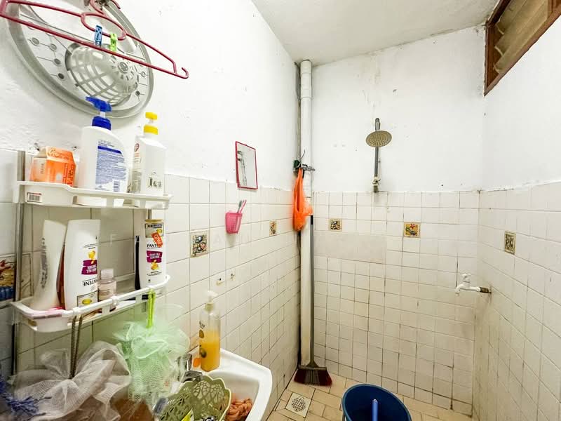 1-storey Terraced House for Sale in Taman Bukit Kuchai (Bandar Kinrara) - Fauran Nawawi - PropertyGuru.com.my