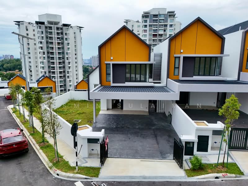 3-storey Terraced House for Sale in Ampang (Selangor) - Yasmin Sulaiman - Exterior - PropertyGuru.com.my