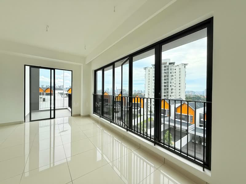 3-storey Terraced House for Sale in Ampang (Selangor) - Yasmin Sulaiman - Balcony - PropertyGuru.com.my