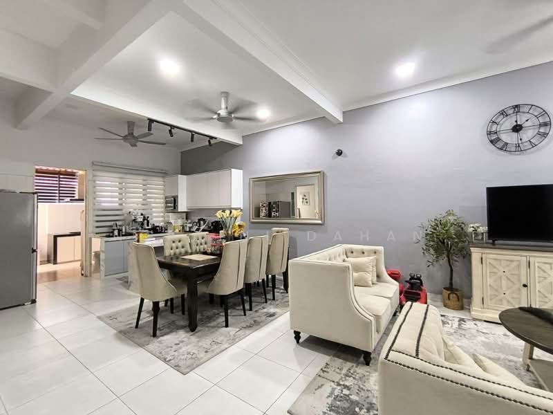 Taman Kantan Permata untuk Untuk Dijual - RM 770,000, Apr 2026 - Living Room - PropertyGuru.com.my
