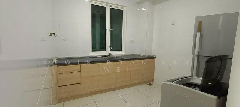 Service Residence for Sale at Court 28 - Kewin Poon Kah Wei - Kitchen - PropertyGuru.com.my