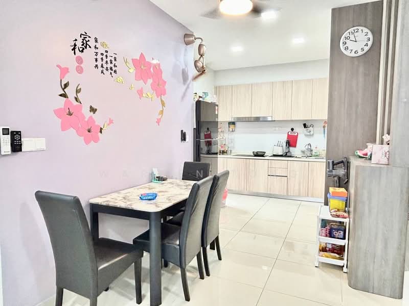 Service Residence for Sale at Veranda Residence - Warren Tong - Dining Room - PropertyGuru.com.my