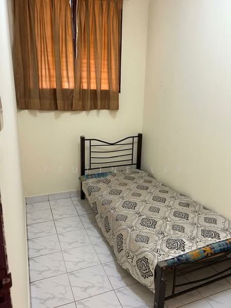 Condominium for Sale at Palm Court Condominium - Pauline Lee - Bedroom - PropertyGuru.com.my