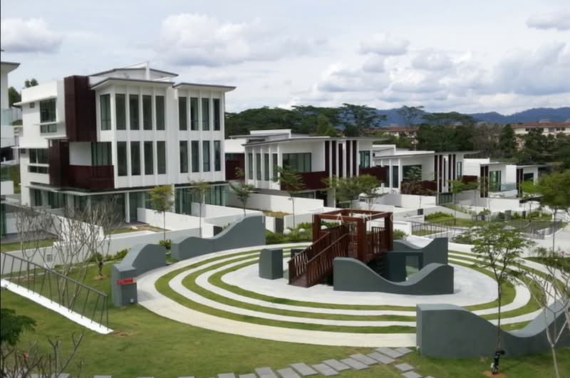 Semi-Detached House for Sale in Petaling Jaya (Selangor) - Aaron Tang - Exterior - PropertyGuru.com.my