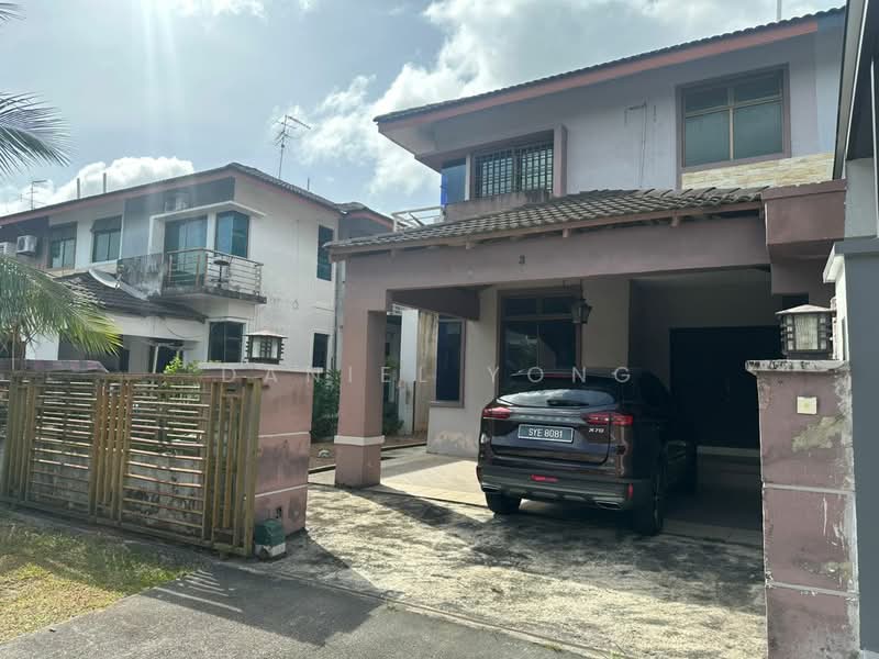 Cluster House for Sale in Taman Scientex Pasir Gudang (Pasir Gudang) - Daniel Yong - Exterior - PropertyGuru.com.my