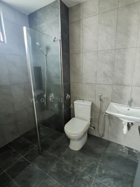 Rumah Berkembar untuk Dijual di Bukit Banyan (Sungai Petani) - Wong Chun Yian - Bathroom - PropertyGuru.com.my
