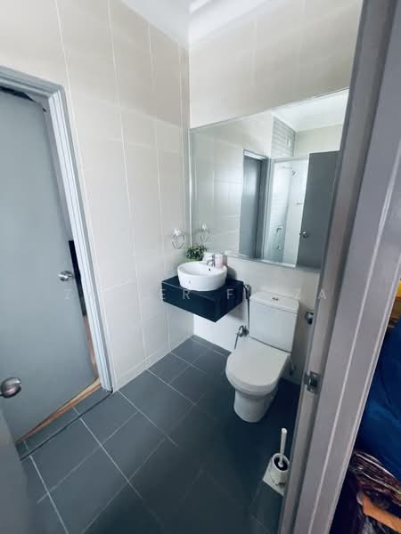 2-storey Terraced House for Sale in Bandar Bukit Raja (Klang) - Zahier Firza - Bathroom - PropertyGuru.com.my