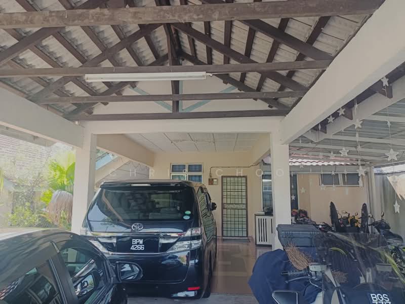 Semi-Detached House for Sale in Sungai Pelek (Selangor) - Chris Choo - Exterior - PropertyGuru.com.my