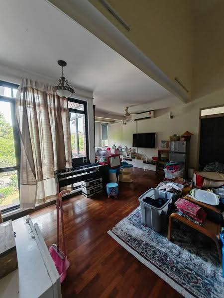 2-storey Terraced House for Sale in Bukit Jelutong (Shah Alam) - Khairil Anwar Sirajudin - Living Room - PropertyGuru.com.my