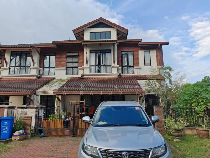 2-storey Terraced House for Sale in Bukit Jelutong (Shah Alam) - Khairil Anwar Sirajudin - Exterior - PropertyGuru.com.my