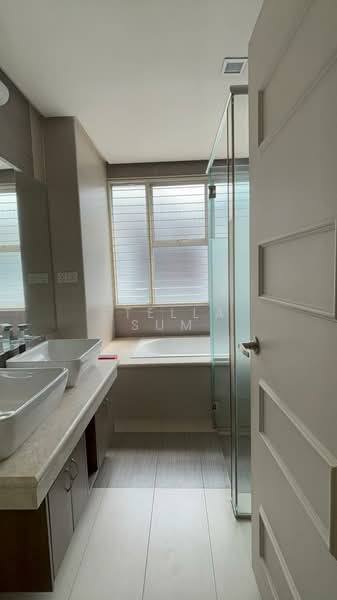 2.5-storey Terraced House for Sale in Putra Heights (Subang Jaya) - Stella Sum - Master Bathroom - PropertyGuru.com.my