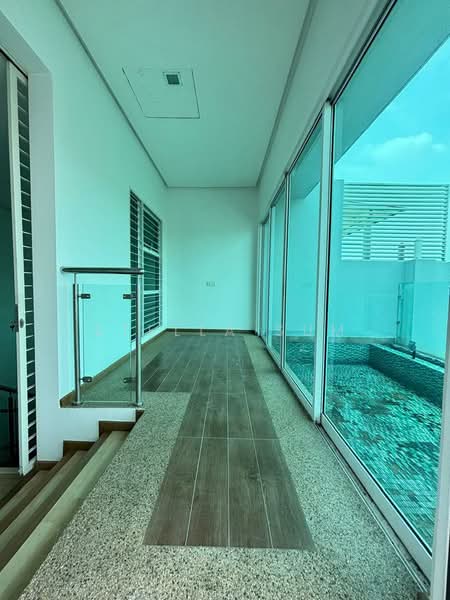 2.5-storey Terraced House for Sale in Putra Heights (Subang Jaya) - Stella Sum - Lanai - PropertyGuru.com.my