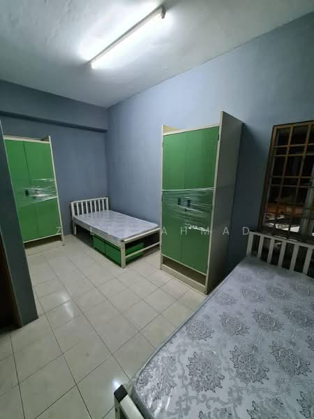 Apartment for Sale at Dataran Otomobil - Zilla Ahmad - Bedroom - PropertyGuru.com.my