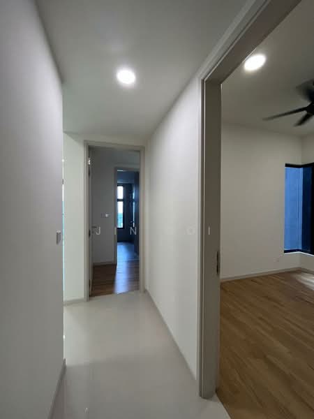 Service Residence for Rent at Residensi Solaris Parq - Jin Ooi - Corridor - PropertyGuru.com.my