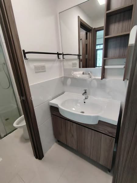 Regalia Park @ Forest City untuk Untuk Disewa - RM 1,150 /bulan, Mac 2026 - Bathroom - PropertyGuru.com.my