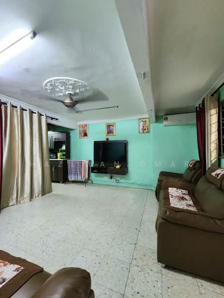 2-storey Terraced House for Sale in Taman Bukit Teratai (Ampang) - Hazeman Omar - Living Room - PropertyGuru.com.my