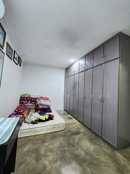 2-storey Terraced House for Sale in Taman Bukit Teratai (Ampang) - Hazeman Omar - Bedroom - PropertyGuru.com.my
