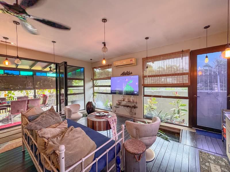 Saujana Palma Residences untuk Untuk Dijual - RM 1,700,000, Mac 2026 - Living Room - PropertyGuru.com.my