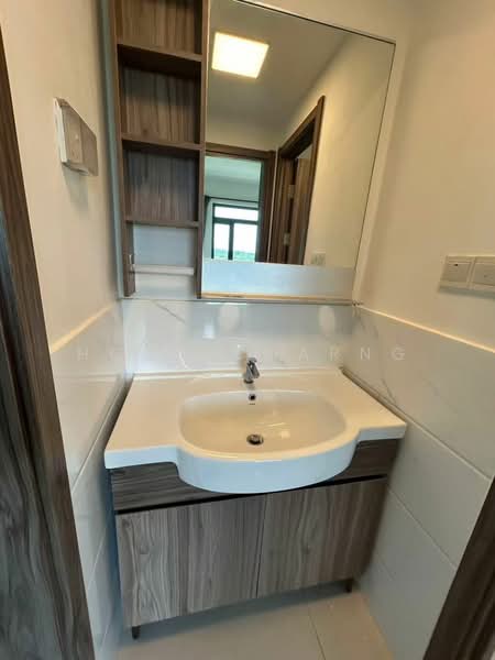 Apartment for Rent at Starview Bay @ Forest City - Hong Charng Lee - Bathroom - PropertyGuru.com.my